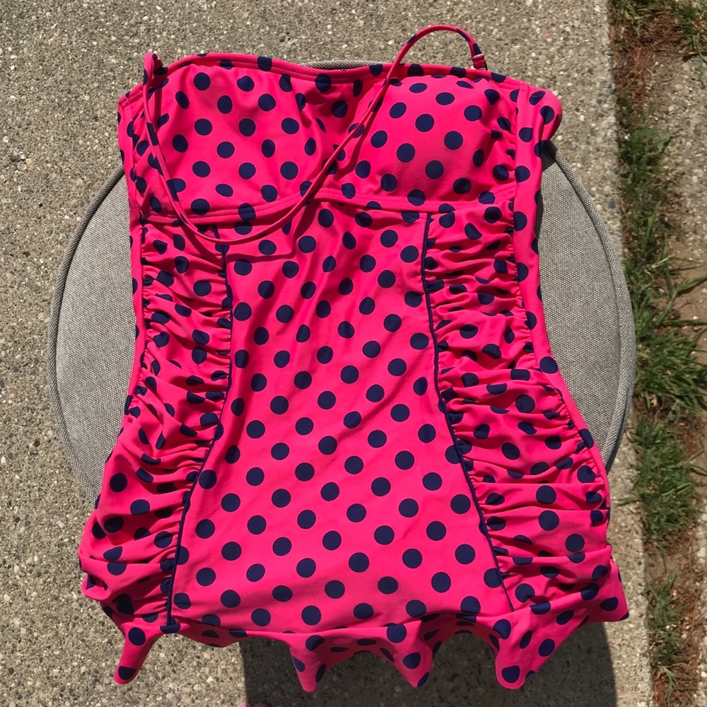 Polka dot swimsuit NWOT - halter tankini top